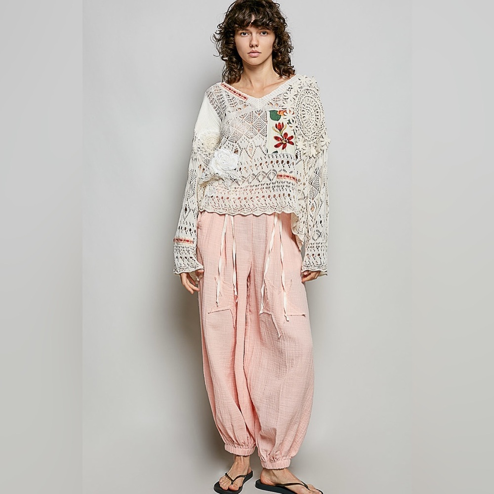 POL Cream V-Neck Oversized Floral Patchwork Crochet Top - Picture 5 of 6